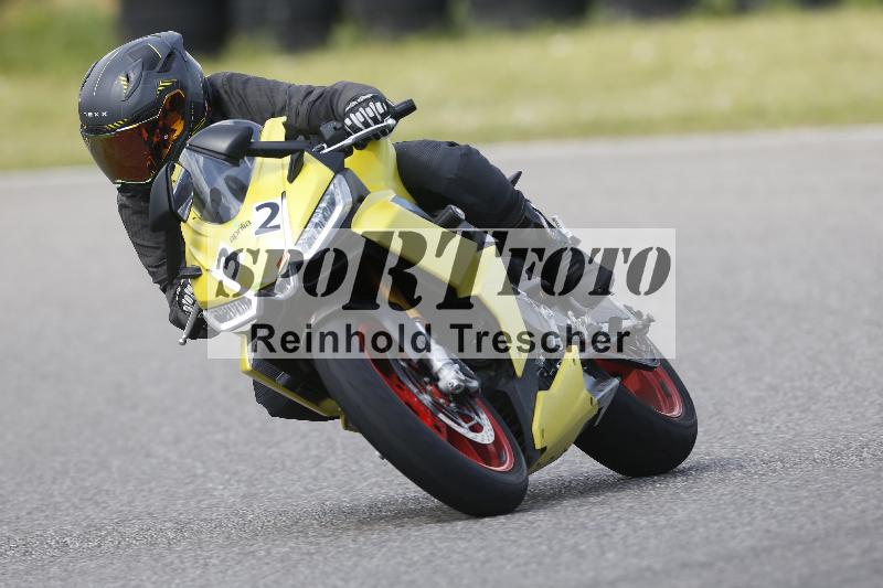 Archiv-2025/09 22.04.2025 Cornu Master School ADR/gruen-vert/32